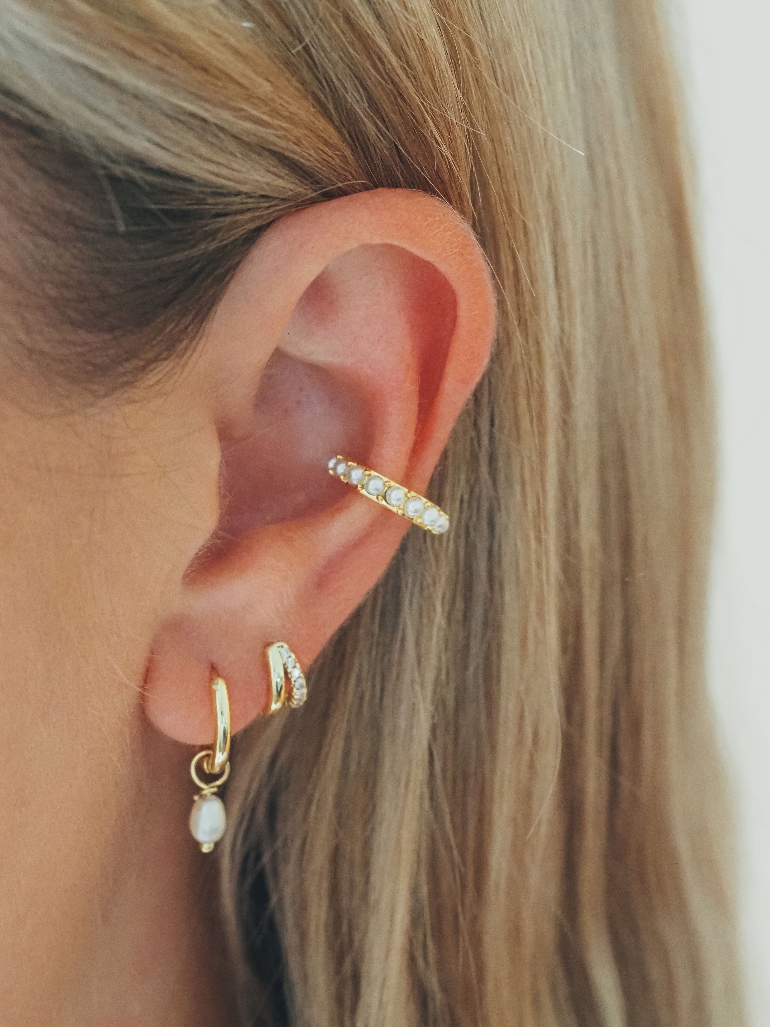Chloe Freshwater Pearl Earrings